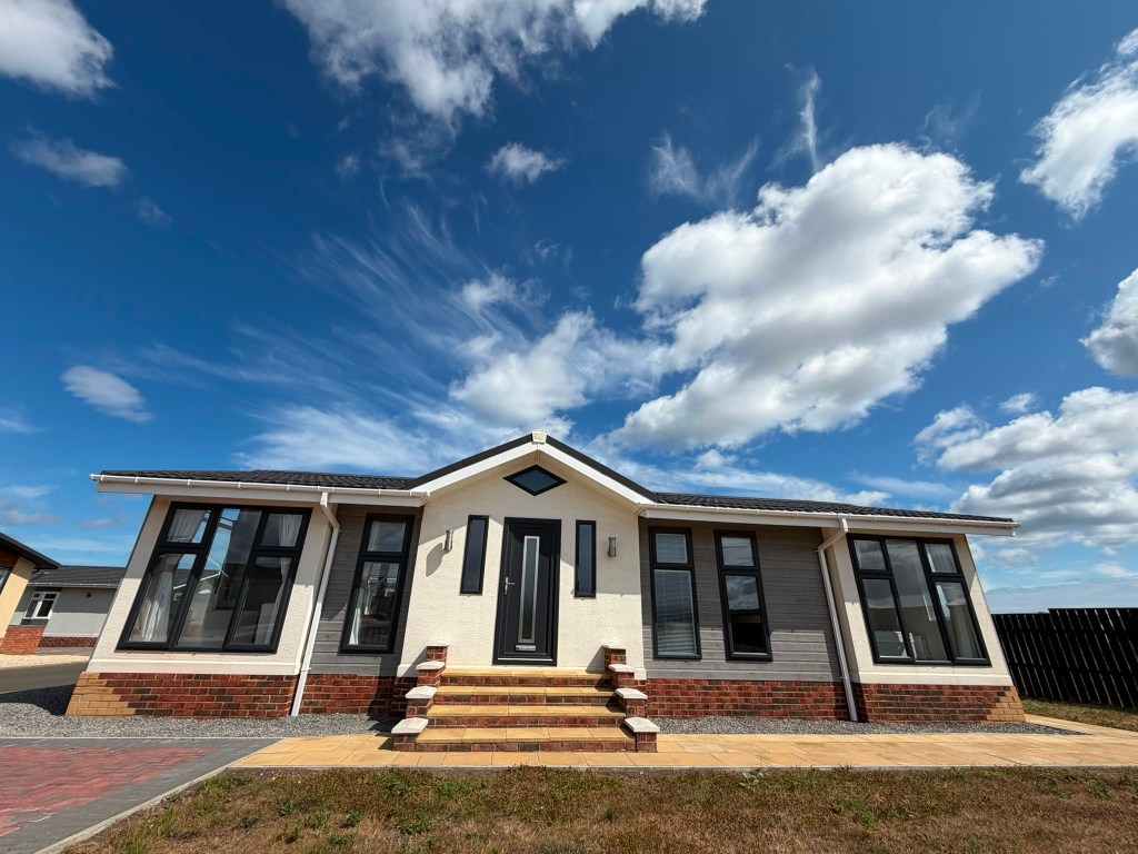 Stately Woburn residential lodge — kitchen, lounge and bedroom views, Hartlepool